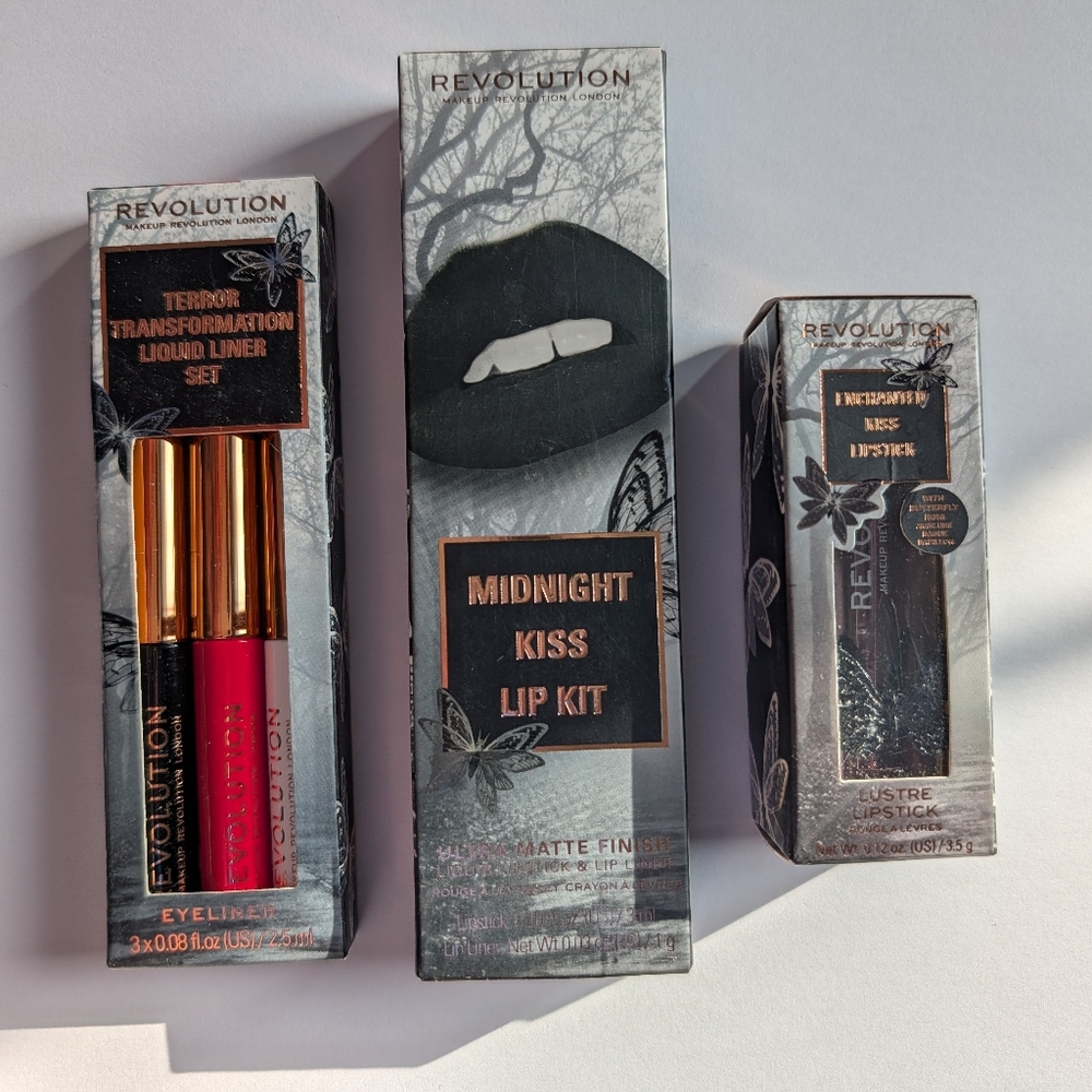 Makeup Revolution Dark Fantasy & Horror Lip & Liner Set 3pc Goth Dark Academia
